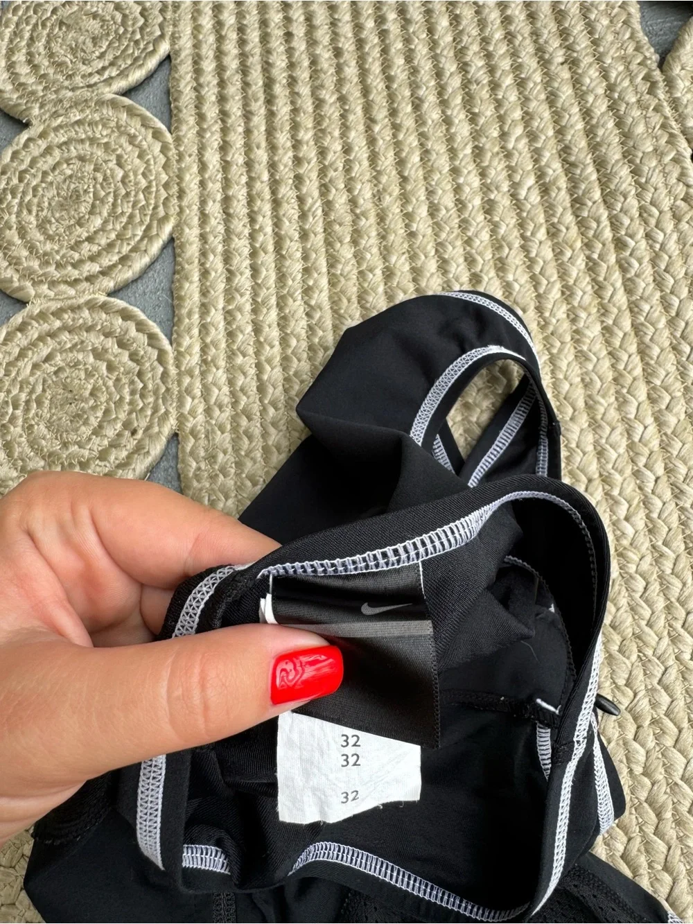 Nike Black Contrast Trim Athletic One-Piece Swimsuit Size 32 / S